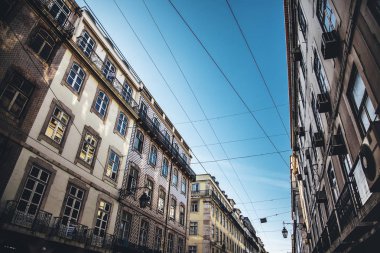 Lizbon 'un eski evleri