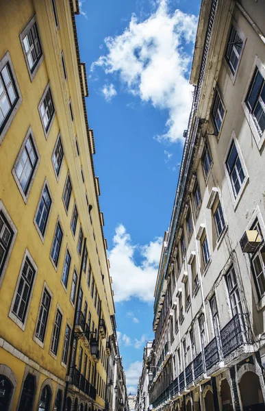 Alte Häuser von Lissabon — Stockfoto