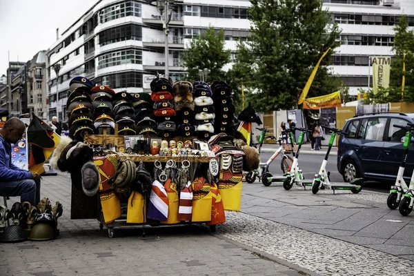 Checkpoint charlie in Berlijn — Stockfoto