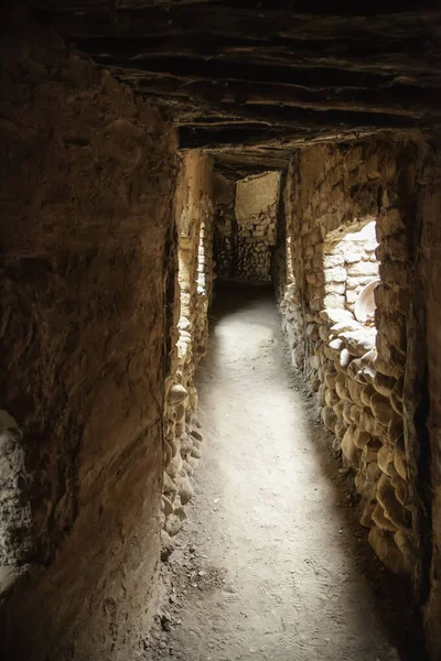 Interno di vecchia cantina — Foto Stock