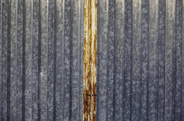 Stříbrné Kovové Dveře Detail Garážových Vrat Kovové Zázemí — Stock fotografie