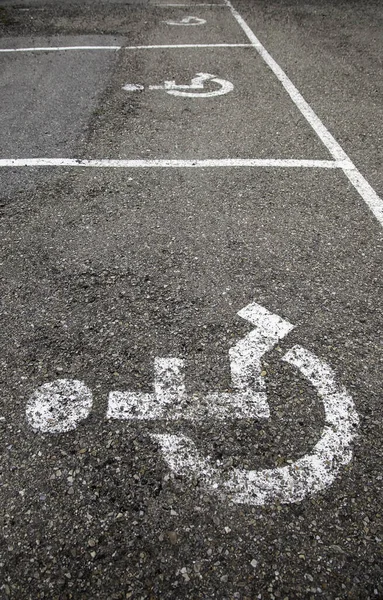 Panneau Pour Handicapés Sur Asphalte Informations Pour Les Personnes Handicapées — Photo