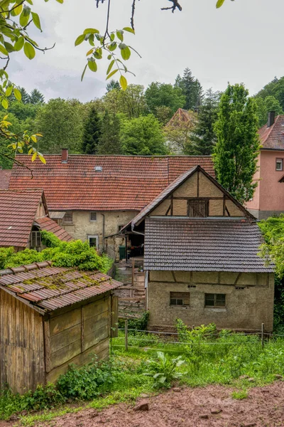 Village Neckarkatzenbach na trilha de caminhada de longa distância Necka — Fotografia de Stock