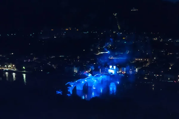 Fogos de artifício sobre Heidelberg na Alemanha à noite — Fotografia de Stock