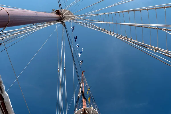 Detalhe a bordo de um navio de treinamento à vela — Fotografia de Stock