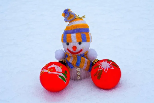 Muñeco Nieve Año Nuevo Con Juguetes Nieve —  Fotos de Stock