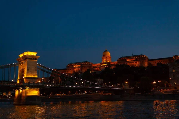 Budapesti Lánchíd Budapesten Duna Felett Éjjel — Stock Fotó