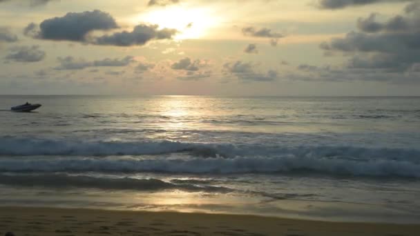Surf Sulla Spiaggia Karon Thailandia — Video Stock