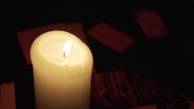 Gece kulübü bir mum