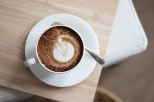 Kaffee Brauen Tasse Frisch Gebrühten Cappuccino Auf Holzbrett Kaffee Mit — Stockfoto