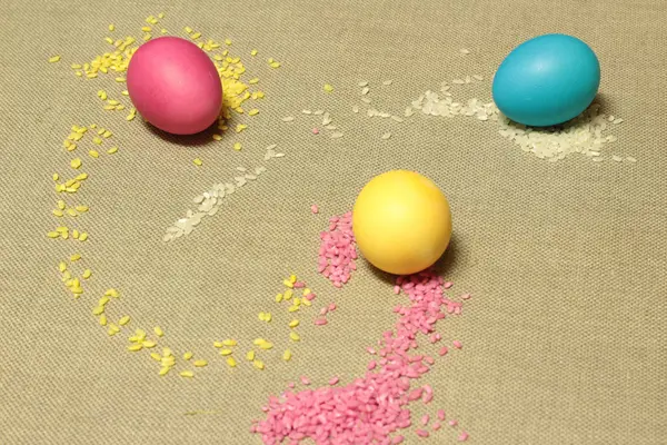 paskalya yumurtası renkli tohumlar ve daha fazlası