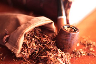 tütün borueski kitap ve tütün