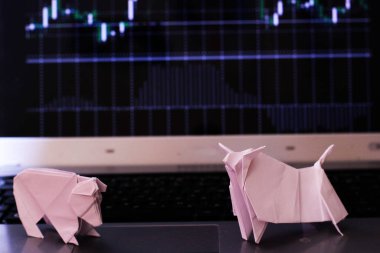 Siyah örümcek ve kesim Mango