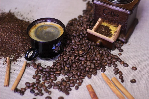 Kopp Kaffe Kaffe Bönor Och Kaffekvarn — Stockfoto