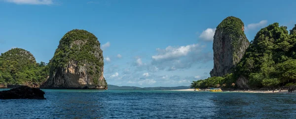 Barco Turismo Amarelo Praia Ilha Phra Nang Cave Beach — Fotografia de Stock