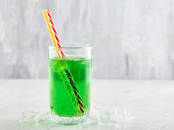 Soda zielony napój — Zdjęcie stockowe