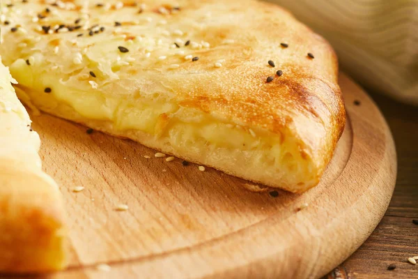 ジャガイモとチーズのパイのクローズ アップ ビュー — ストック写真