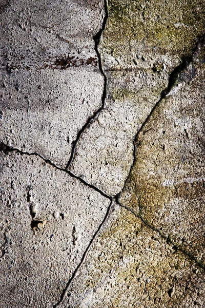 더러운 터지는 콘크리트 — 스톡 사진