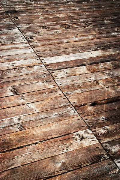 背景やテクスチャの古い木の板斜め釘 — ストック写真