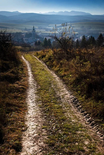 Paisaje Fondo Camino Campo Una Pequeña Ciudad — Foto de Stock