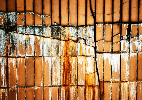 Rachadura no azulejo da parede — Fotografia de Stock