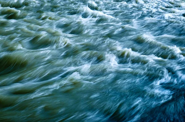 Doğa Soyut Arka Plan Veya Doku Fırtınalı Vahşi Nehir — Stok fotoğraf