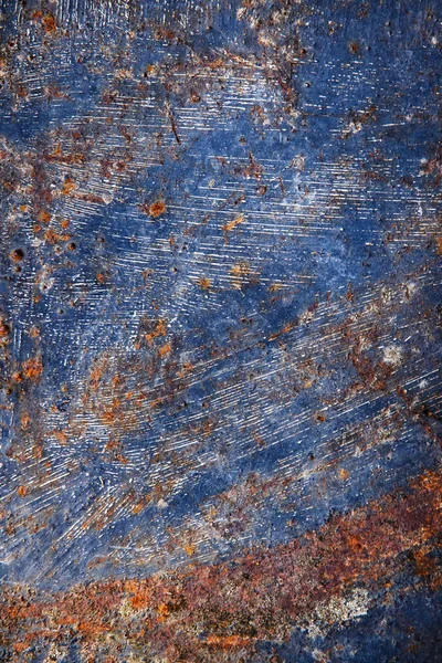 Vieja pintura azul sobre metal oxidado — Foto de Stock