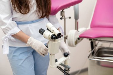 ilaç ve sağlık hizmetleri, jinekolojik hizmetler ve ekipmanlar