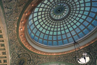 Chicago, Illinois, ABD - 22 Haziran 2018 - görünüm iç ve Chicago Kültür Merkezi kubbe.