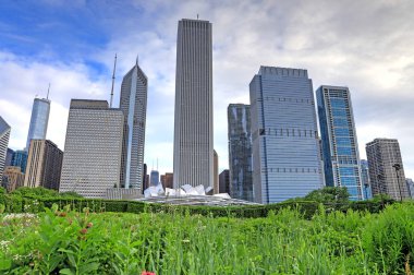 Chicago manzarası Lurie bahçesinden.