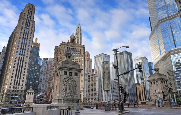 Чикаго Іллінойс Архітектури Skyline Уздовж Річки Чікаго — стокове фото