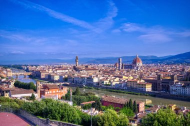 Floransa, Arno Nehri boyunca İtalya.