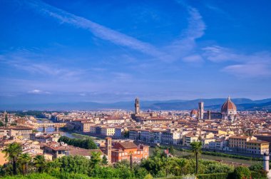 Floransa, Arno Nehri boyunca İtalya.