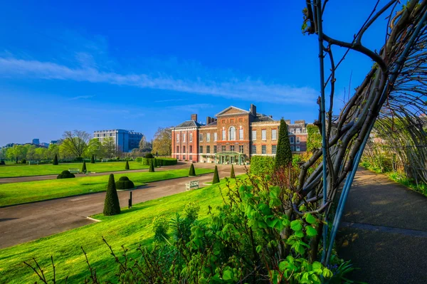 Londres Reino Unido Abril 2019 Kensington Palace Gardens Uma Manhã — Fotografia de Stock