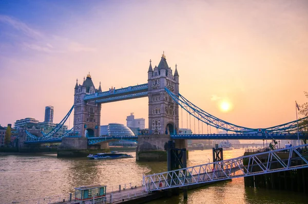 Tower Bridge Outro Lado Rio Tâmisa Londres Reino Unido — Fotografia de Stock