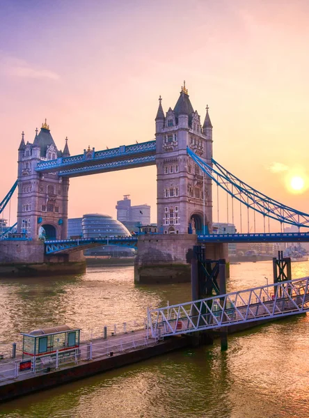 Tower Bridge Outro Lado Rio Tâmisa Londres Reino Unido — Fotografia de Stock