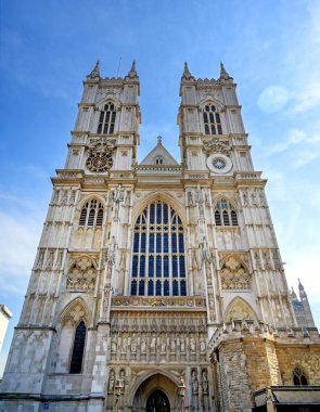 Londra'da güneşli bir günde Westminster Abbey bir görünüm, İngiltere.