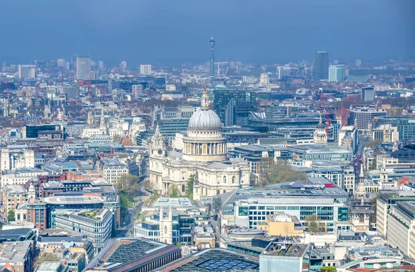 Een Luchtfoto Van Londen Verenigd Koninkrijk Een Zonnige Dag — Stockfoto