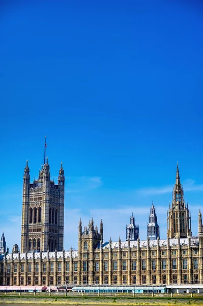 Parlamento Britânico Longo Rio Tâmisa Dia Ensolarado Londres Reino Unido — Fotografia de Stock