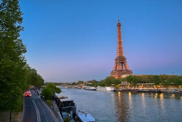 Eiffeltårnet Den Andre Siden Elven Seine Paris Frankrike – stockfoto