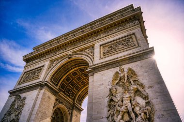 Paris, Fransa 'da bulunan Zafer Takı manzarası.