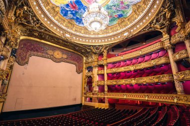 Paris, Fransa-23 Nisan 2019-Paris, Fransa 'da bulunan Palais Garnier oditoryum.