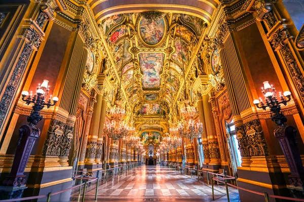 París Francia Abril 2019 Gran Vestíbulo Del Palais Garnier Situado — Foto de Stock