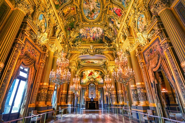 París Francia Abril 2019 Gran Vestíbulo Del Palais Garnier Situado — Foto de Stock