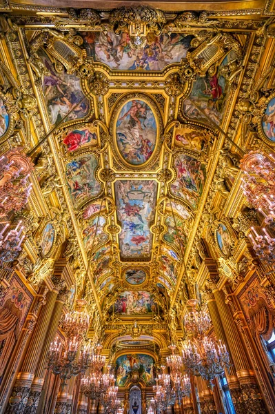 París Francia Abril 2019 Gran Vestíbulo Del Palais Garnier Situado —  Fotos de Stock