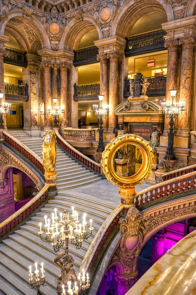 Paris França Abril 2019 Grande Escadaria Entrada Palais Garnier Localizado — Fotografia de Stock