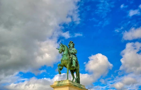 Versalhes França Abril 2019 Estátua Luís Xiv Fora Dos Portões — Fotografia de Stock