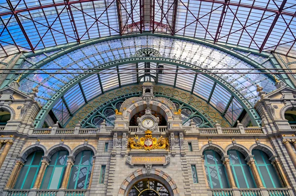 stock image The interior of the Antwerp (Antwerpen), Belgium railway station.