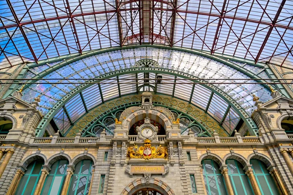 stock image The interior of the Antwerp (Antwerpen), Belgium railway station.