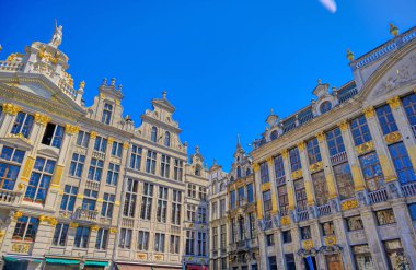 Grand Place veya Grote Markt'ta binalar ve mimari, Brüksel'in merkez meydanı, Belçika.